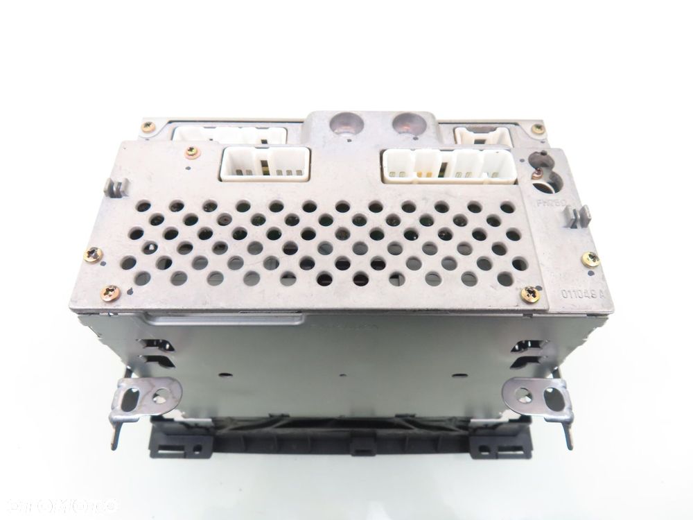 RADIO TOYOTA COROLLA Verso E12 8612013060B0 - 4