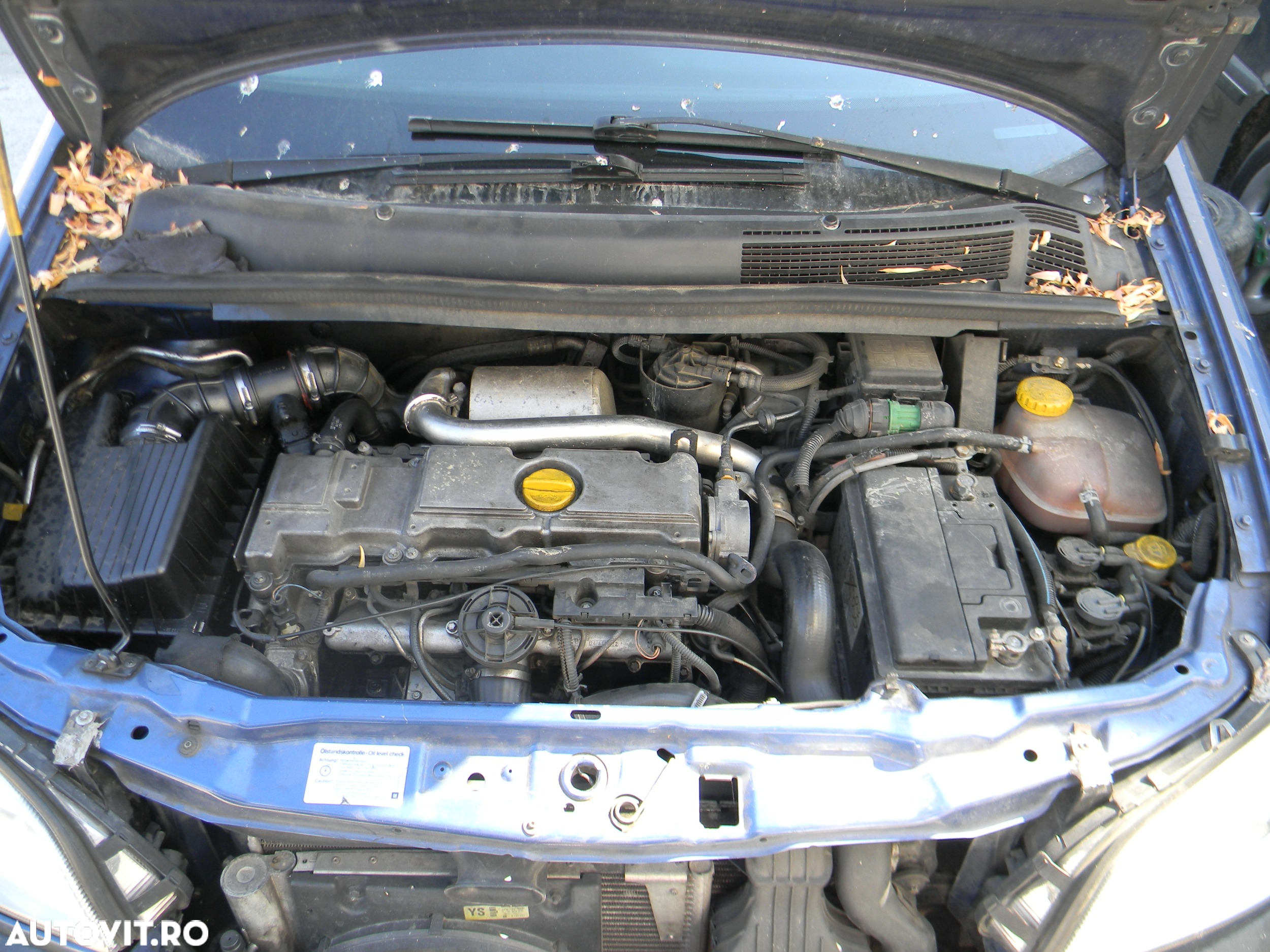 Dezmembrari  Opel ZAFIRA A (F75)  1999  > 2006 2.0 DTI 16V Motorina - 4