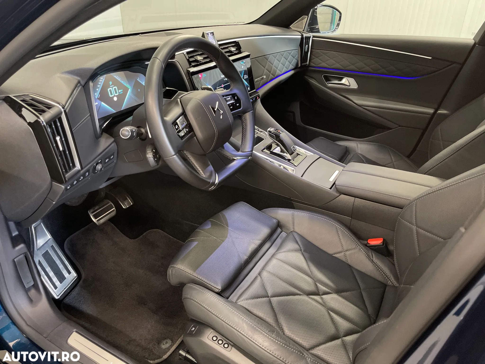 DS Automobiles DS 9 DS9 1.6 PHeV EAT8 Rivoli + - 5