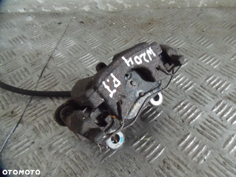ZACISK HAMULCOWY TYLNY PRAWY MERCEDES W204 - 1