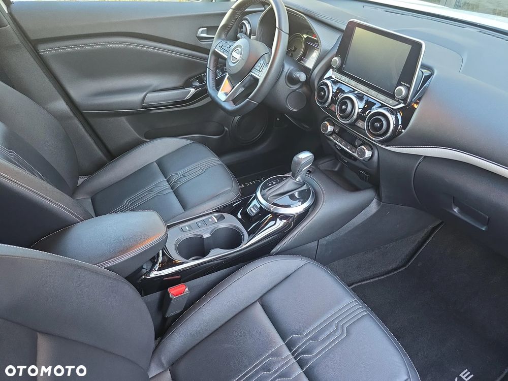 Nissan Juke 1.6 Hybrid Premiere Edition AMT - 24