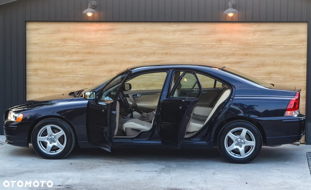 Volvo S60 2.4D Momentum - 18