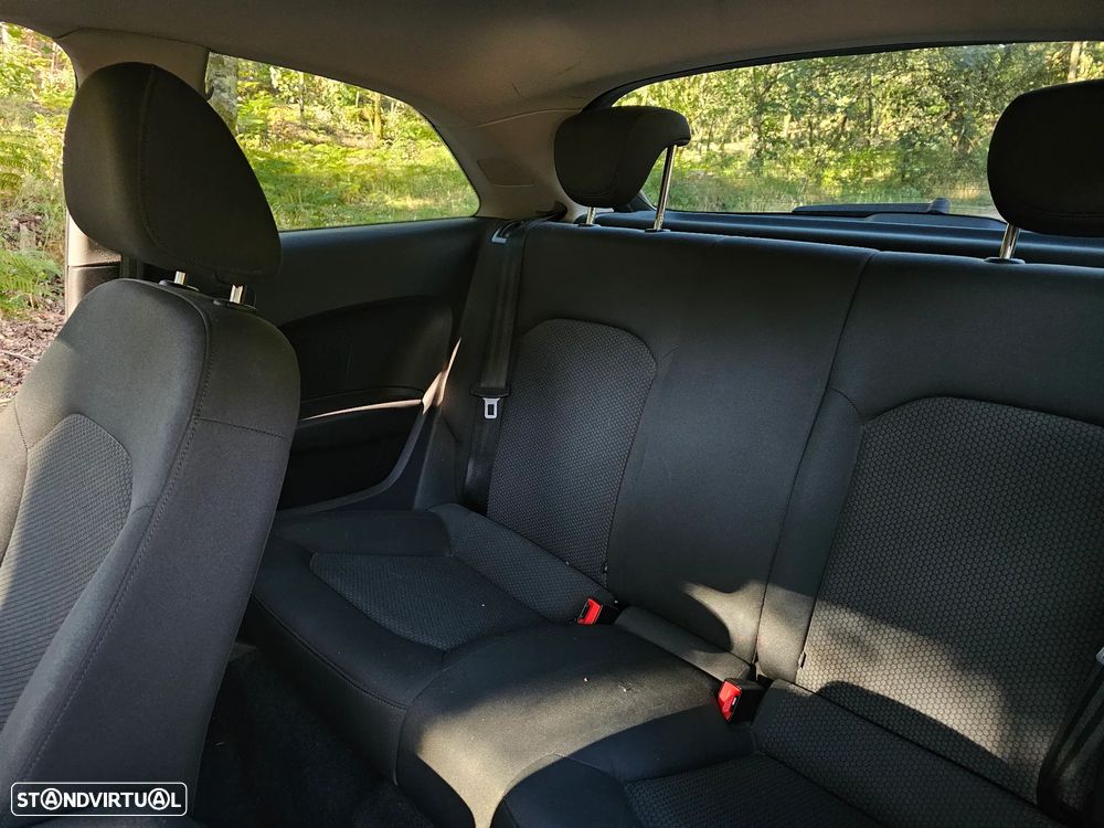 Audi A1 1.6 TDI S line edition - 23