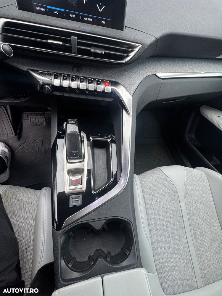 Peugeot 3008 - 12