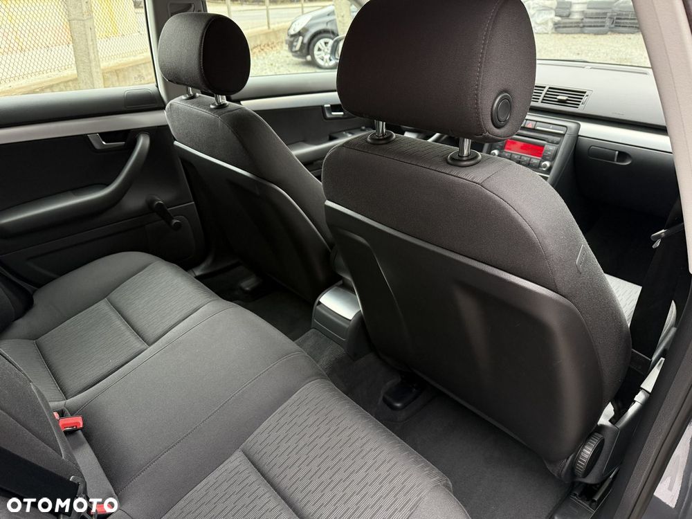 Audi A4 Limousine - 23
