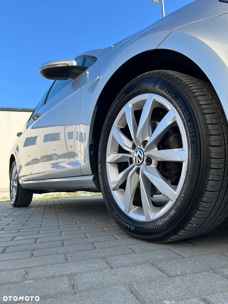 Volkswagen Golf Variant 1.6 TDI BlueMot Trendline DSG - 20