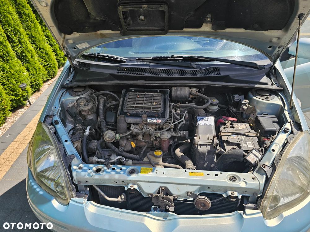Toyota Yaris 1.4 D-4D Base - 3