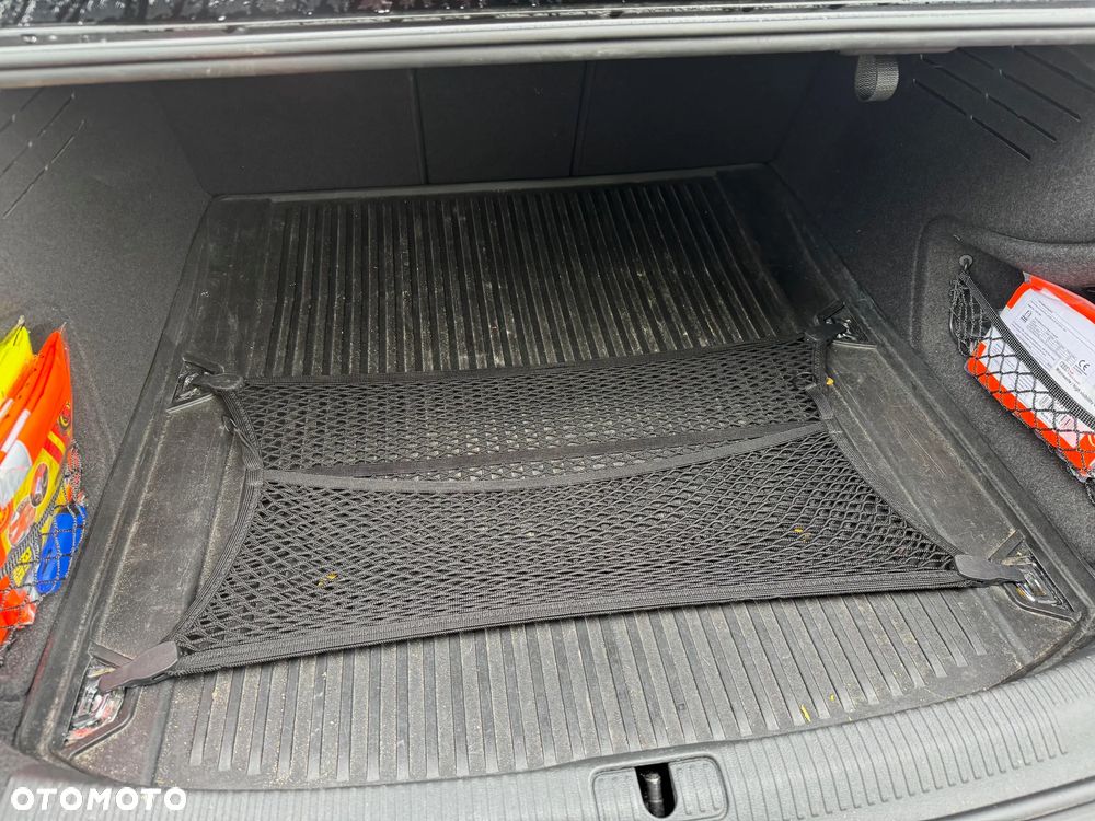 Audi A4 Limousine - 25