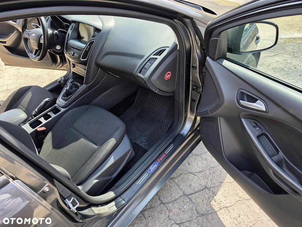 Ford Focus 1.0 EcoBoost Edition Start - 17