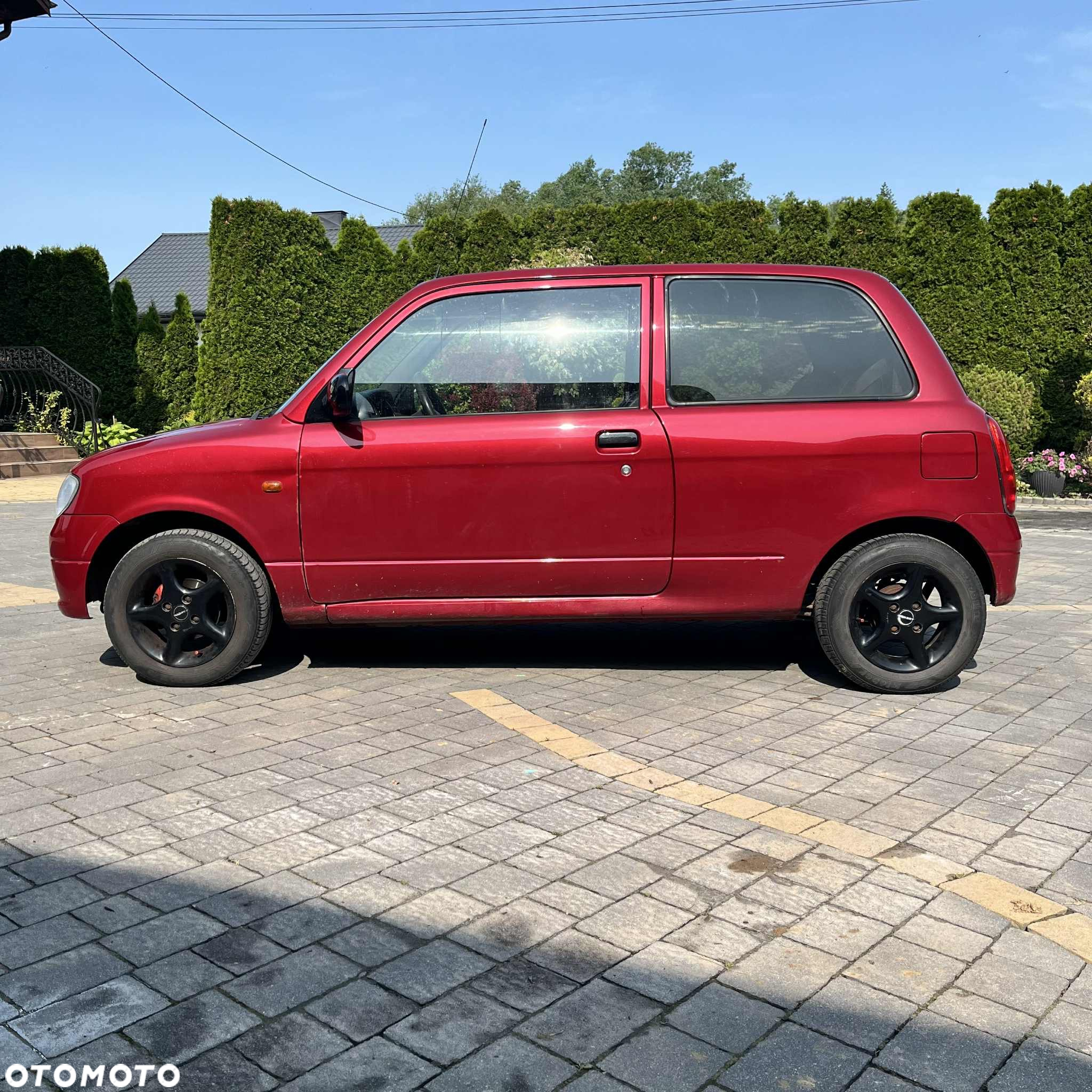 Daihatsu Cuore - 3