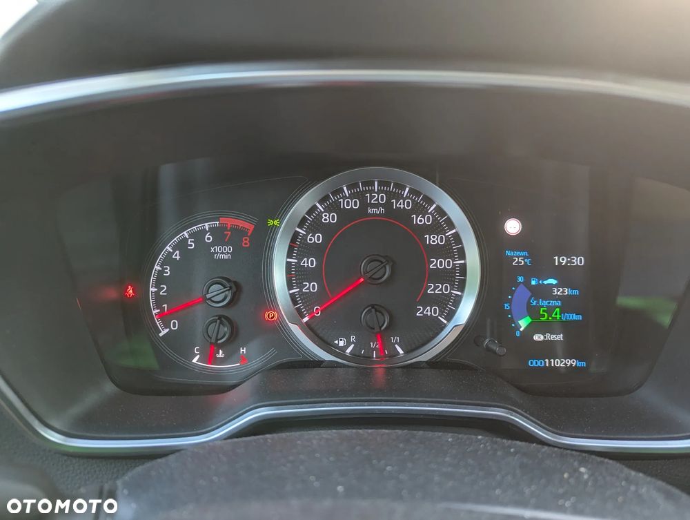 Toyota Corolla 1.6 Comfort - 11