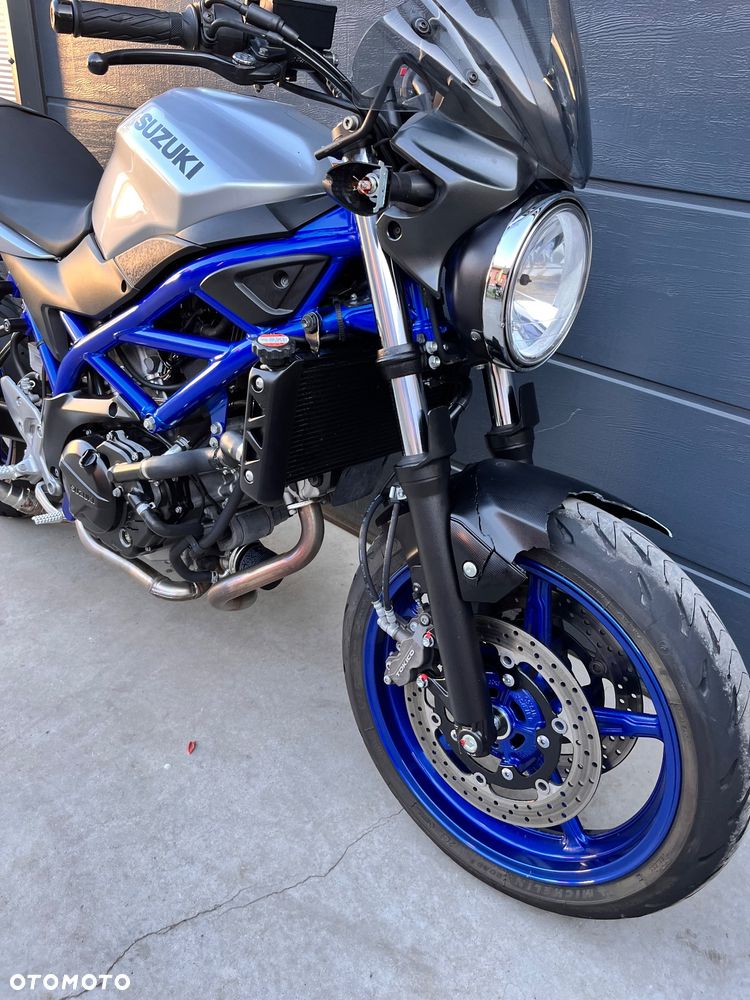 Suzuki SV - 11