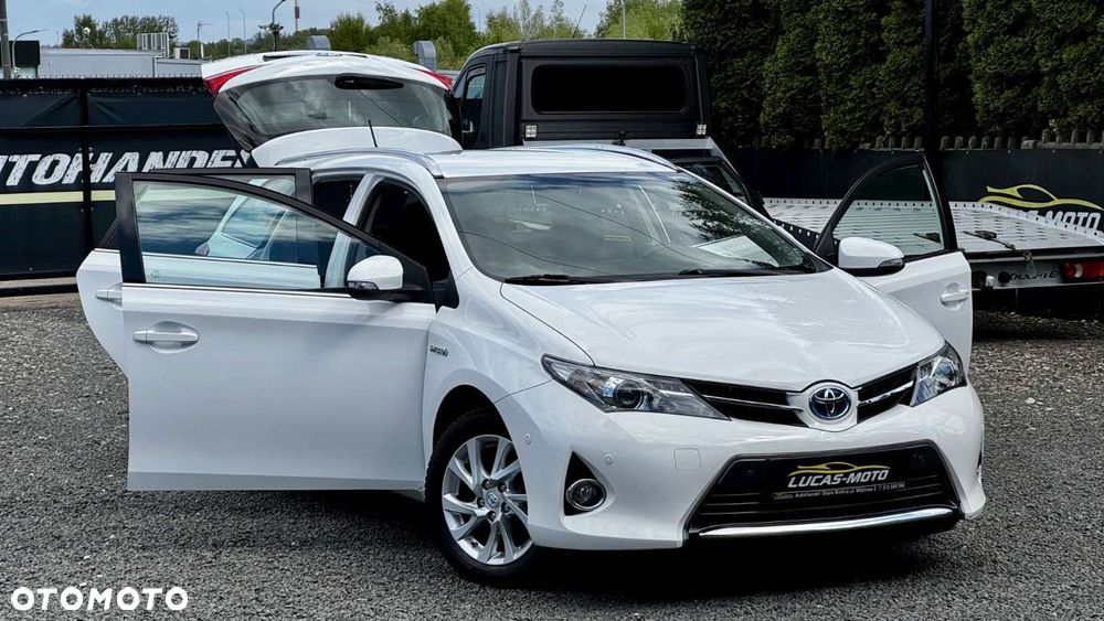 Toyota Auris - 12