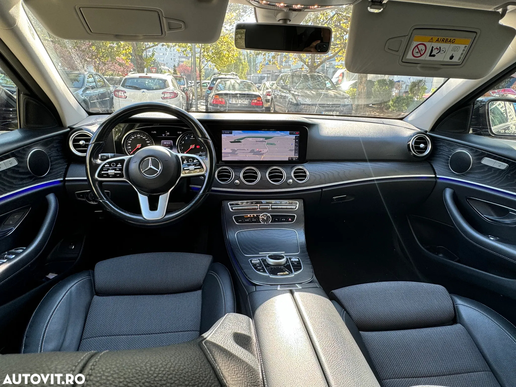 Mercedes-Benz E 200 4MATIC Aut. - 4