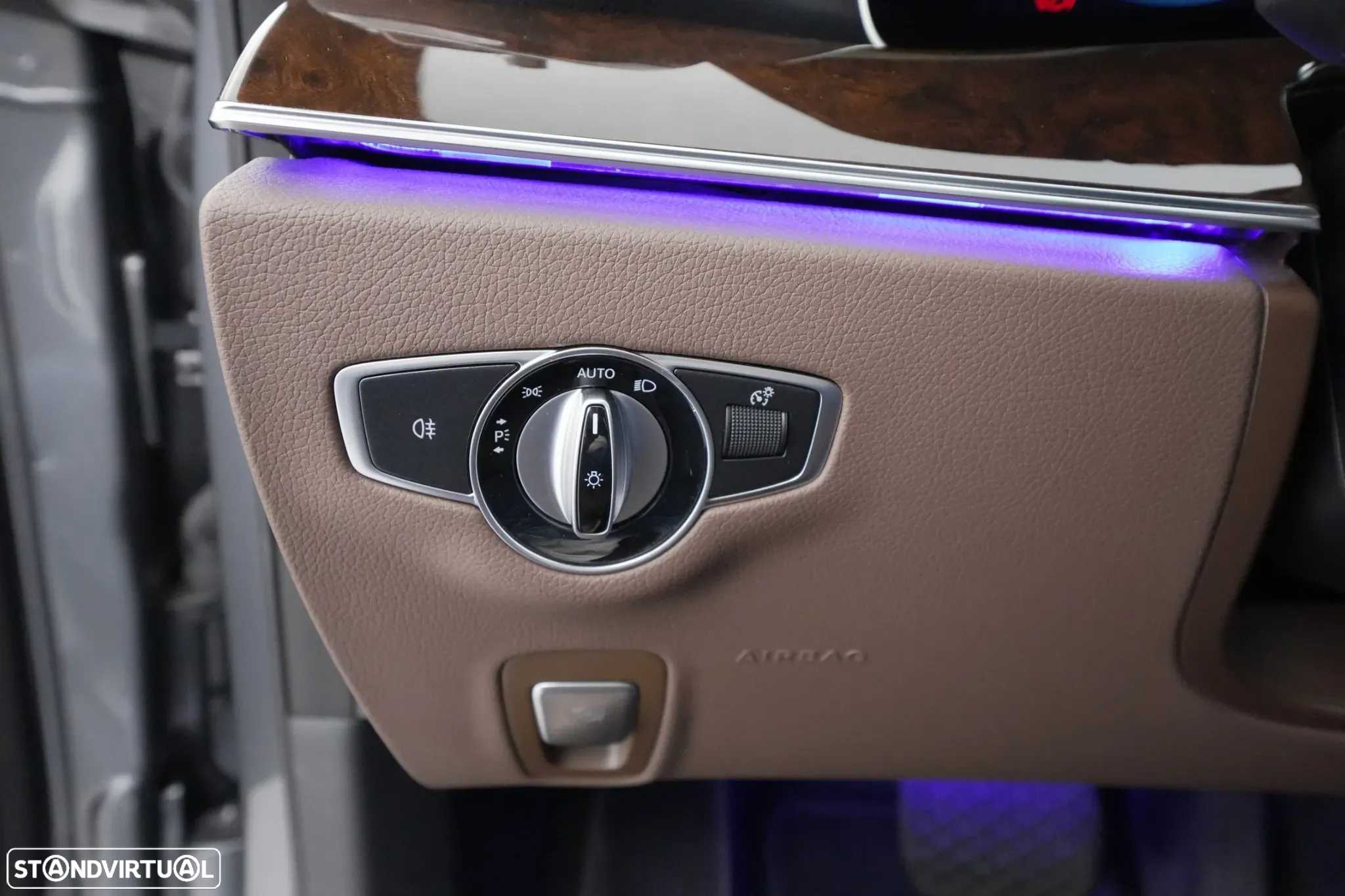 Mercedes-Benz E 300 de Avantgarde - 19