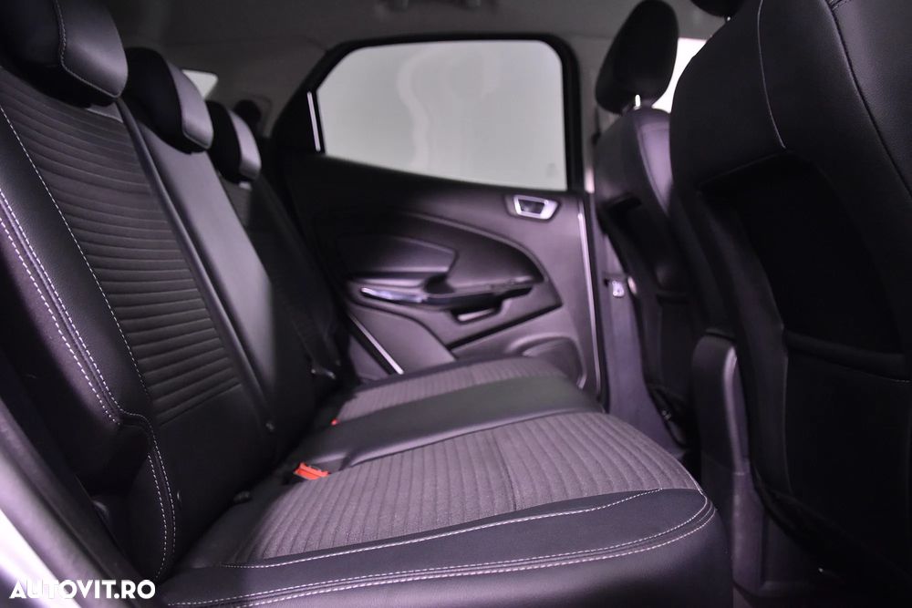 Ford EcoSport - 12