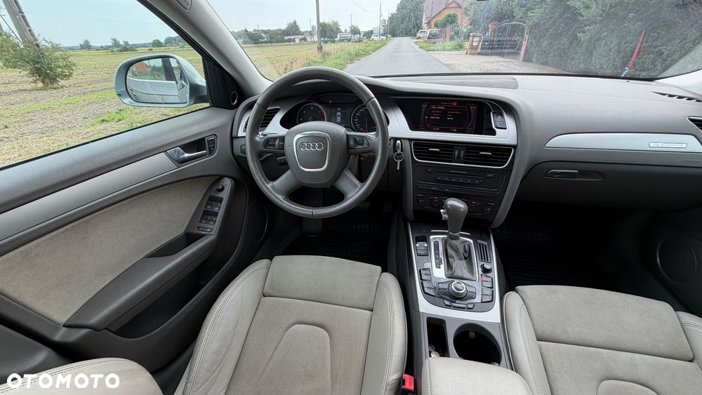 Audi A4 Avant 3.0 TDI DPF quattro S tronic S line Sportpaket - 29