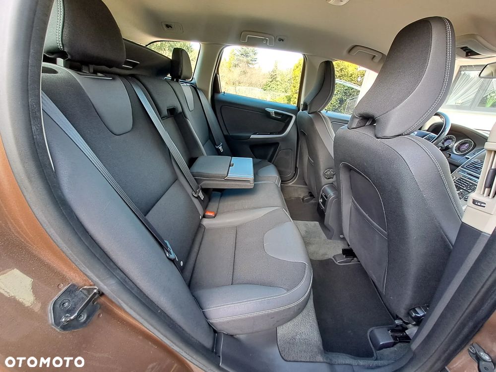 Volvo XC 60 - 8