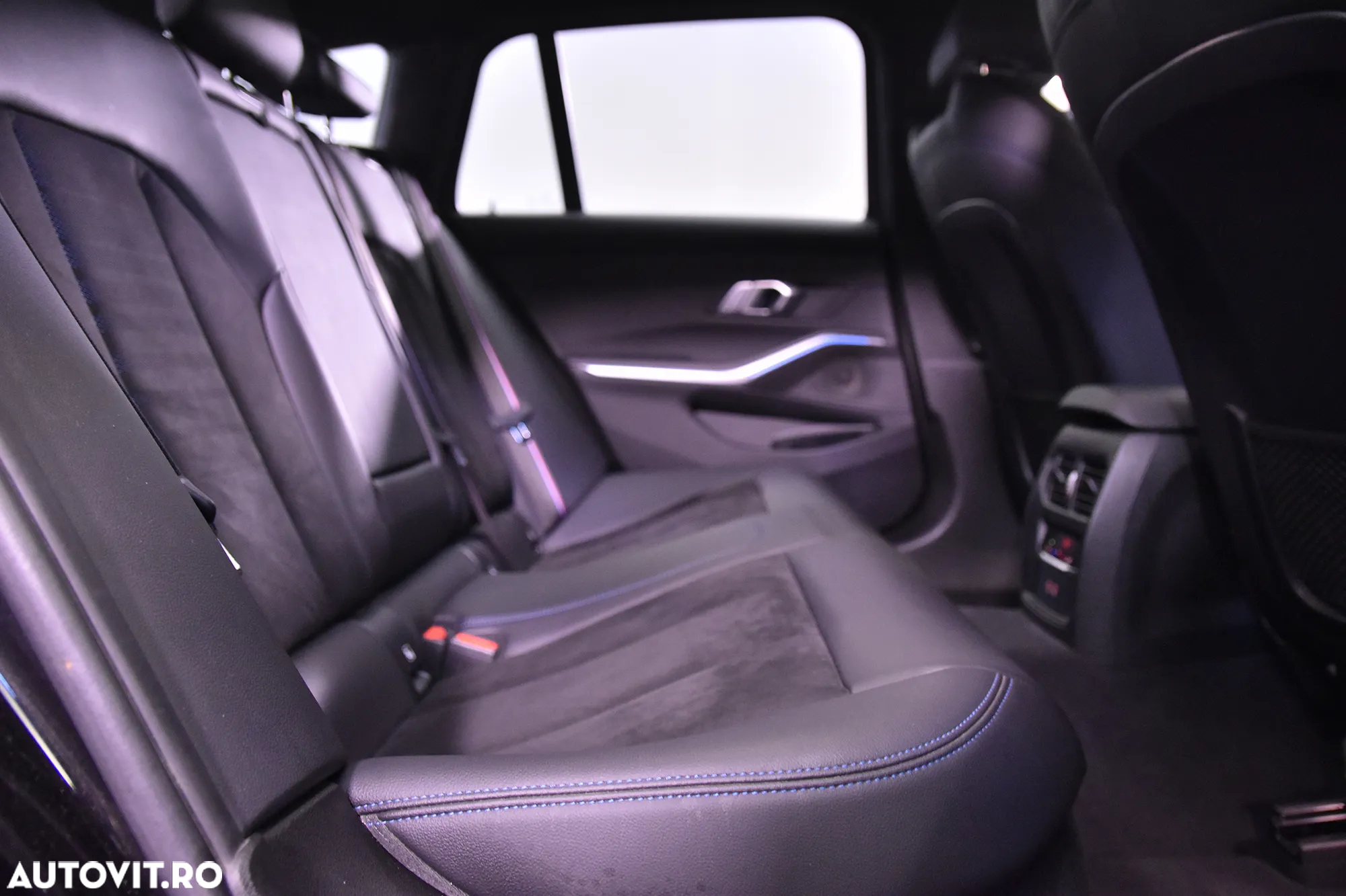BMW Seria 3 330e Touring Aut. M Sport - 12