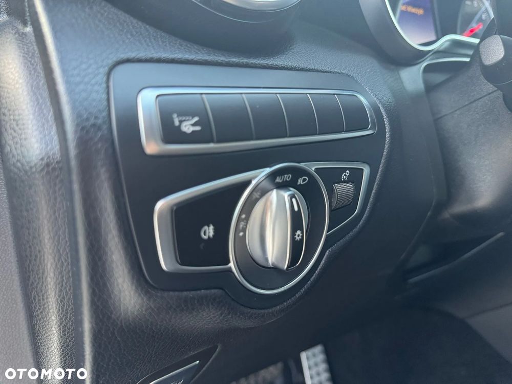 Mercedes-Benz GLC 300 Coupe 4Matic 9G-TRONIC AMG Line - 20