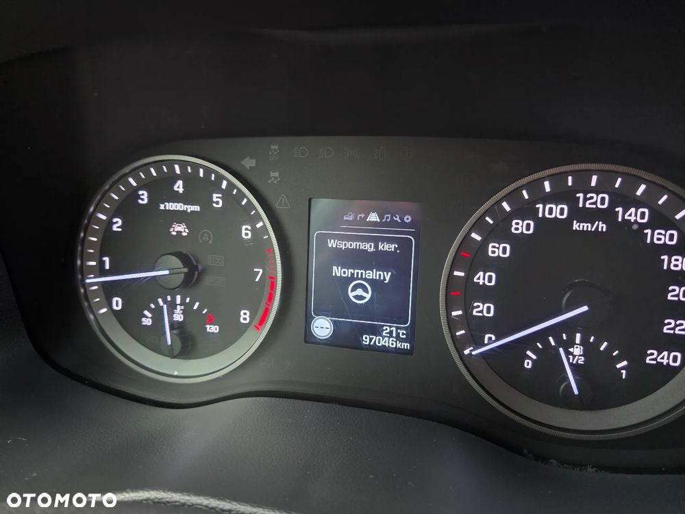 Hyundai Tucson 1.6 GDI BlueDrive GO 2WD - 23