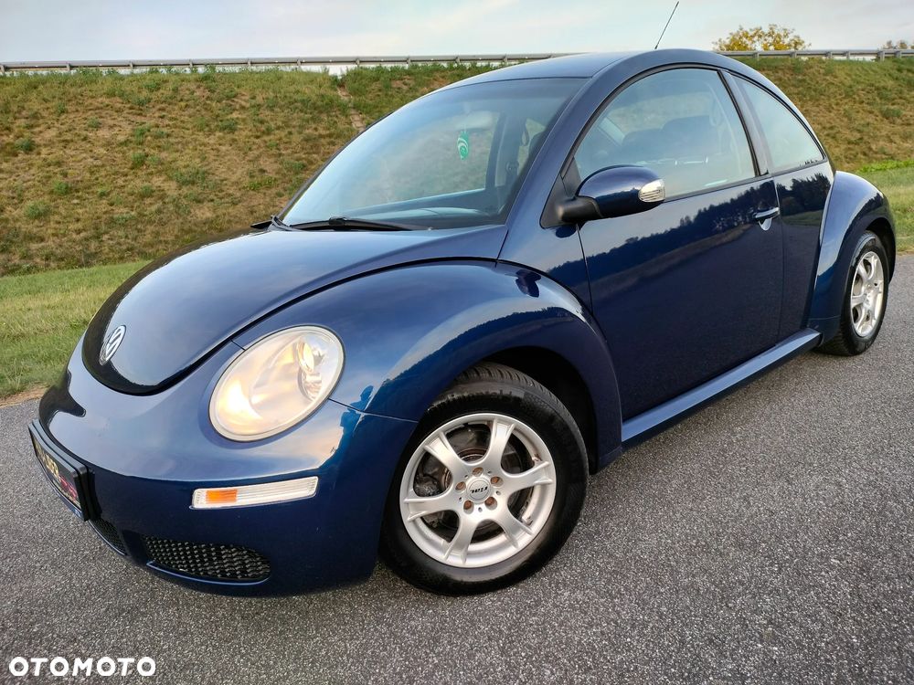 Volkswagen New Beetle - 3