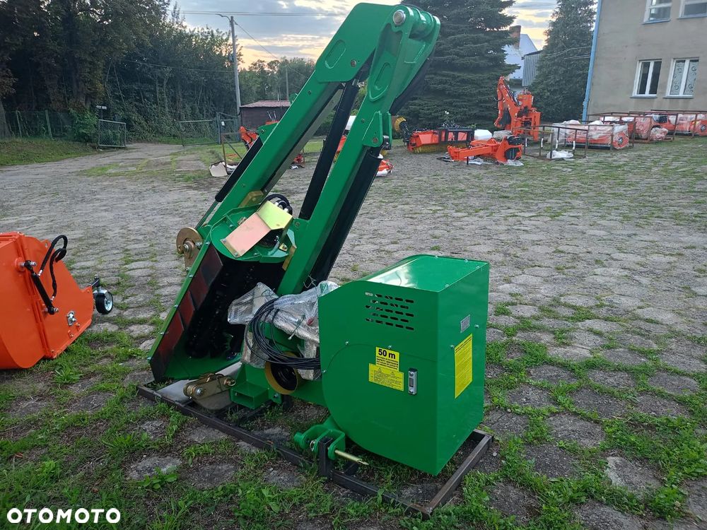 Inny kosiarka bijakowa na wysięgniku długim ramieniu FHM46 Raty Transport - 4
