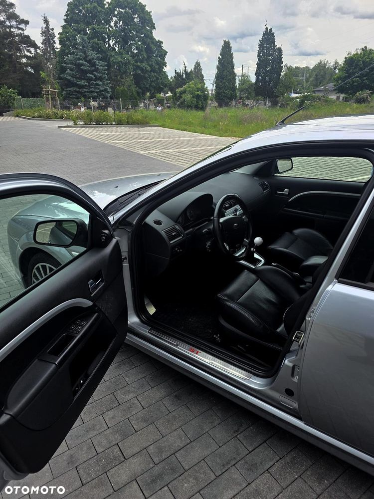 Ford Mondeo - 7