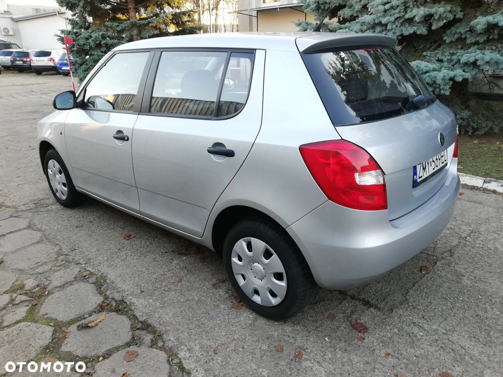 Skoda Fabia 1.2 HTP Active - 5