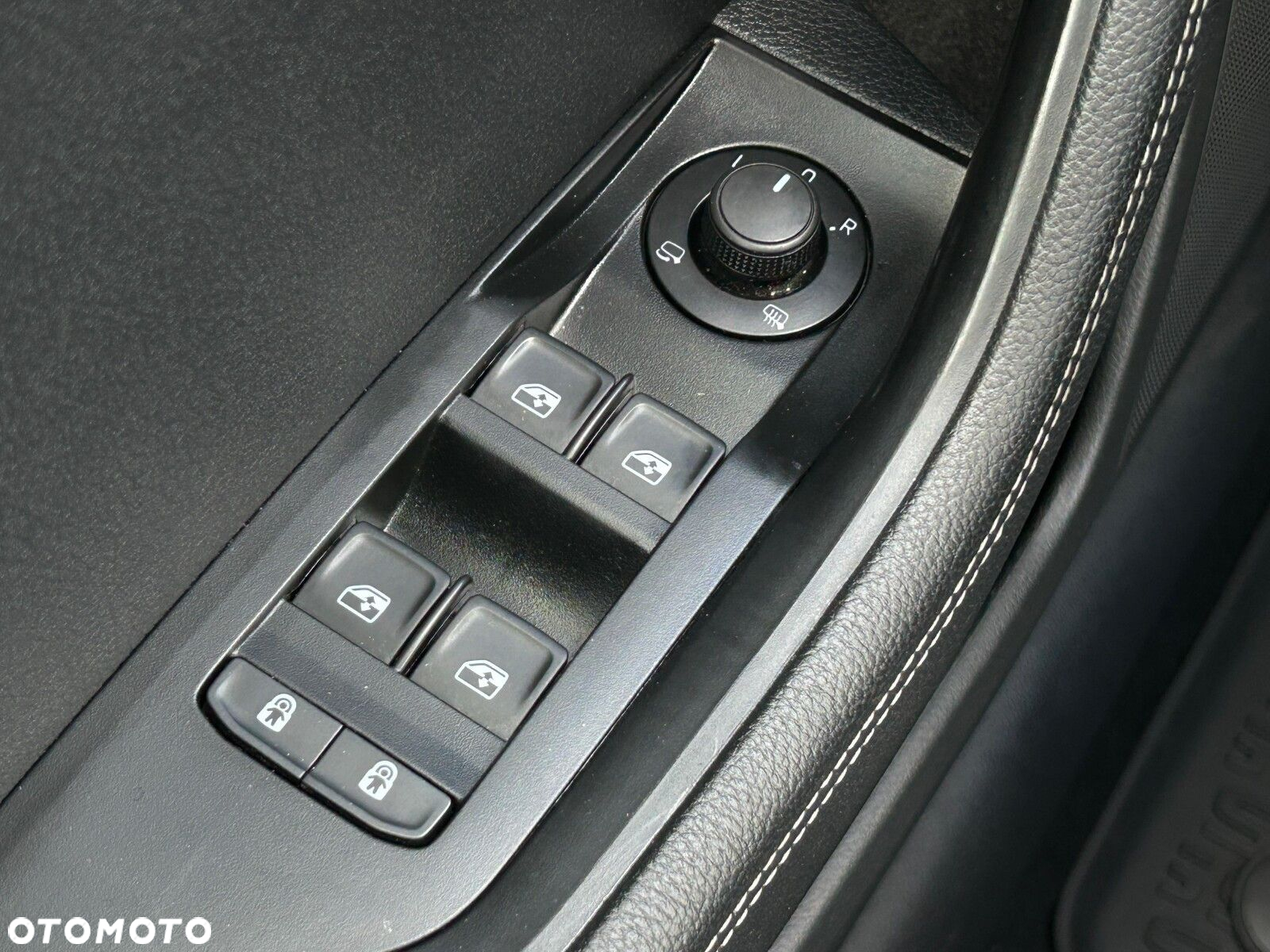 Skoda Superb 2.0 TDI SCR Style DSG - 19