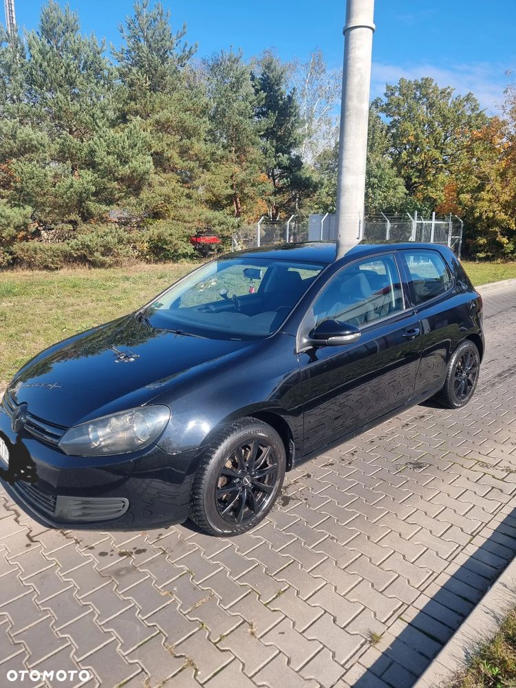 Volkswagen Golf - 10