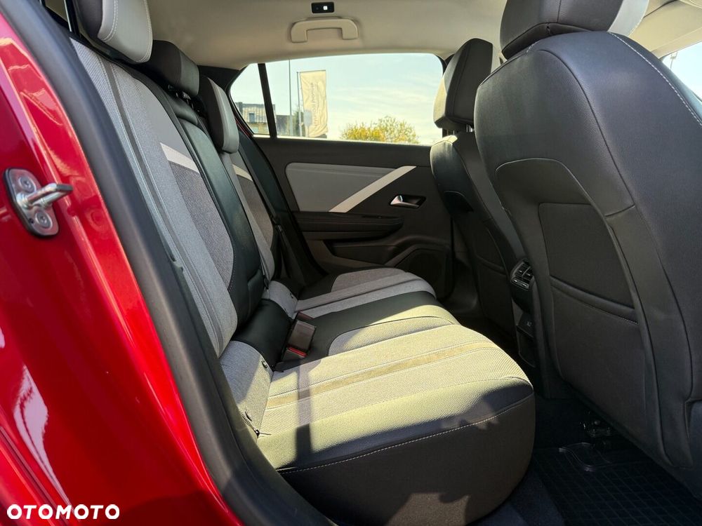 Opel Astra - 28