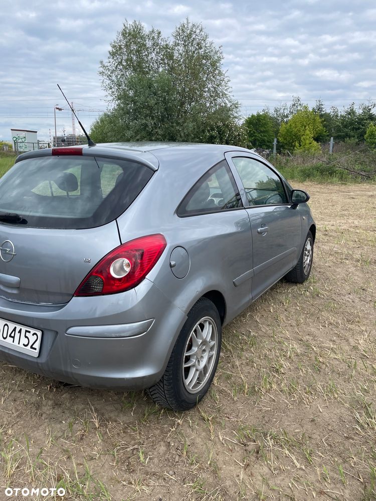 Opel Corsa 1.2 16V Enjoy - 5