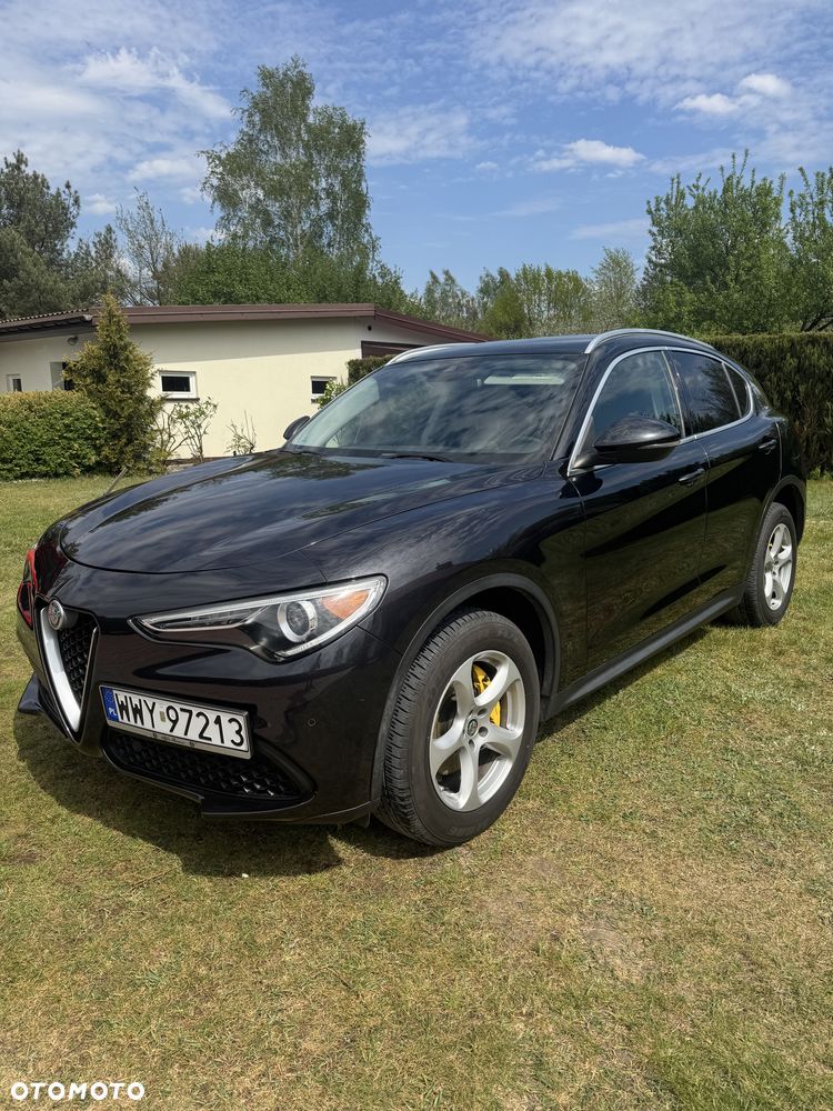 Alfa Romeo Stelvio - 2