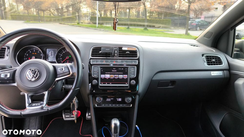 Volkswagen Polo 1.8 TSI (Blue Motion Technology) DSG GTI - 18