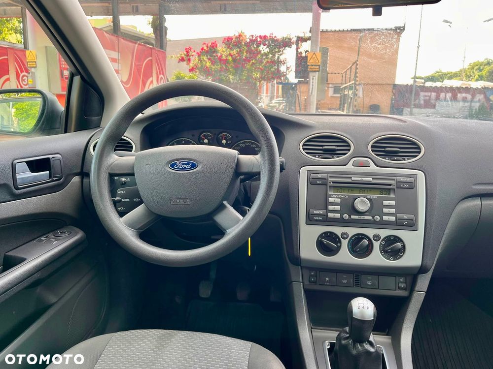 Ford Focus - 18
