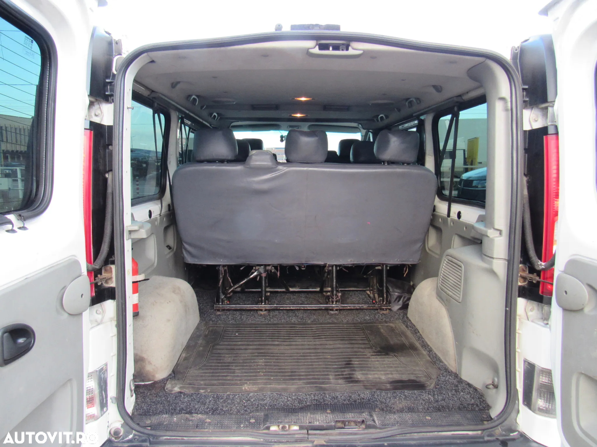 Renault Trafic 1.9 dCi L2H1 - 5