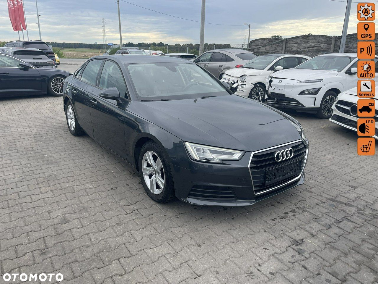 Audi A4 - 1