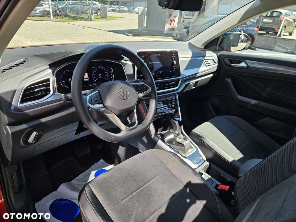 Volkswagen T-Roc - 12