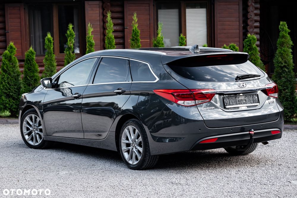 Hyundai i40 Kombi 1.7 CRDi DCT Premium - 9