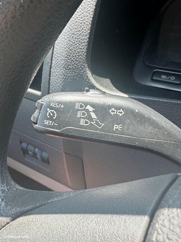 VW Transporter 2.0 TDI BM Extra AC - 12