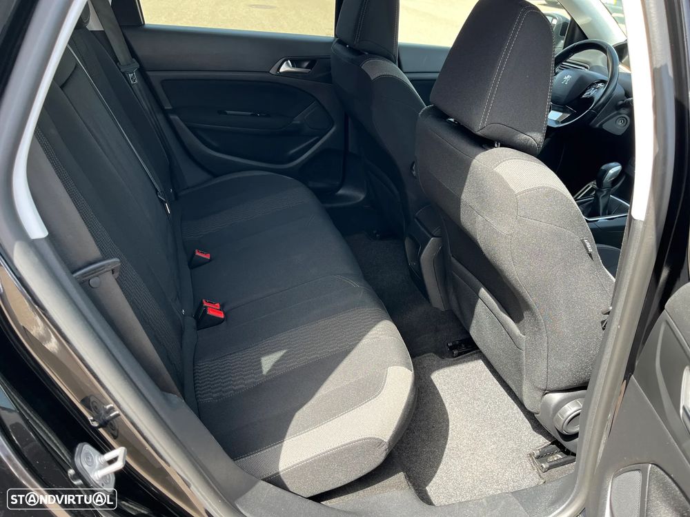 Peugeot 308 SW 1.6 BlueHDi Style - 17