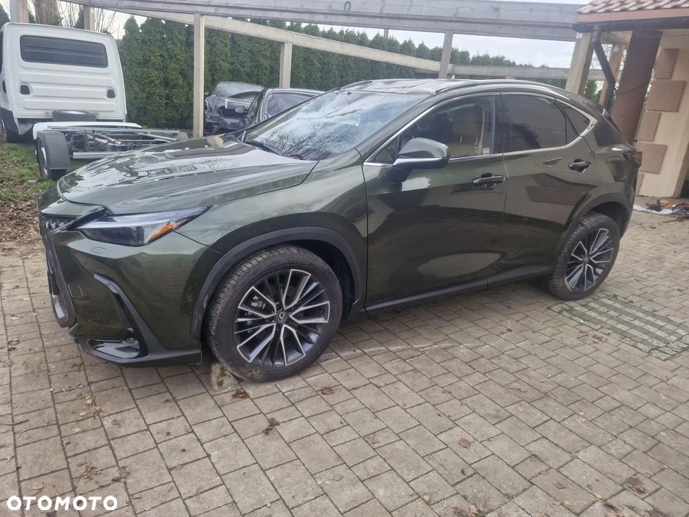 Lexus NX 350h Omotenashi AWD - 22