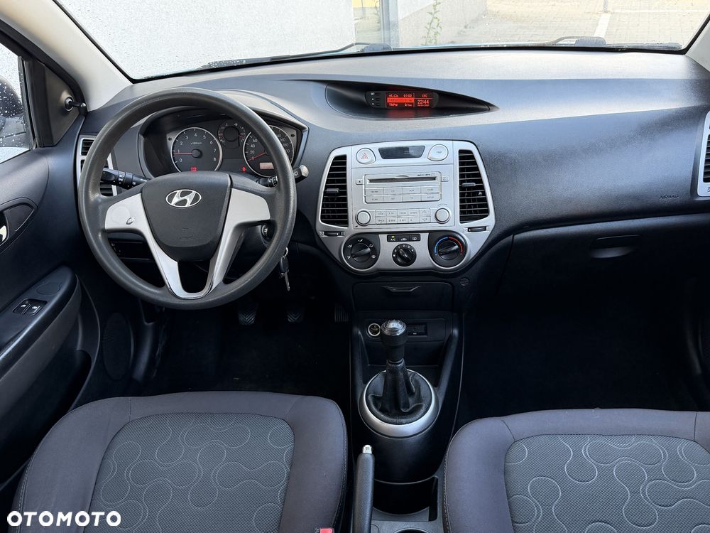Hyundai i20 - 8