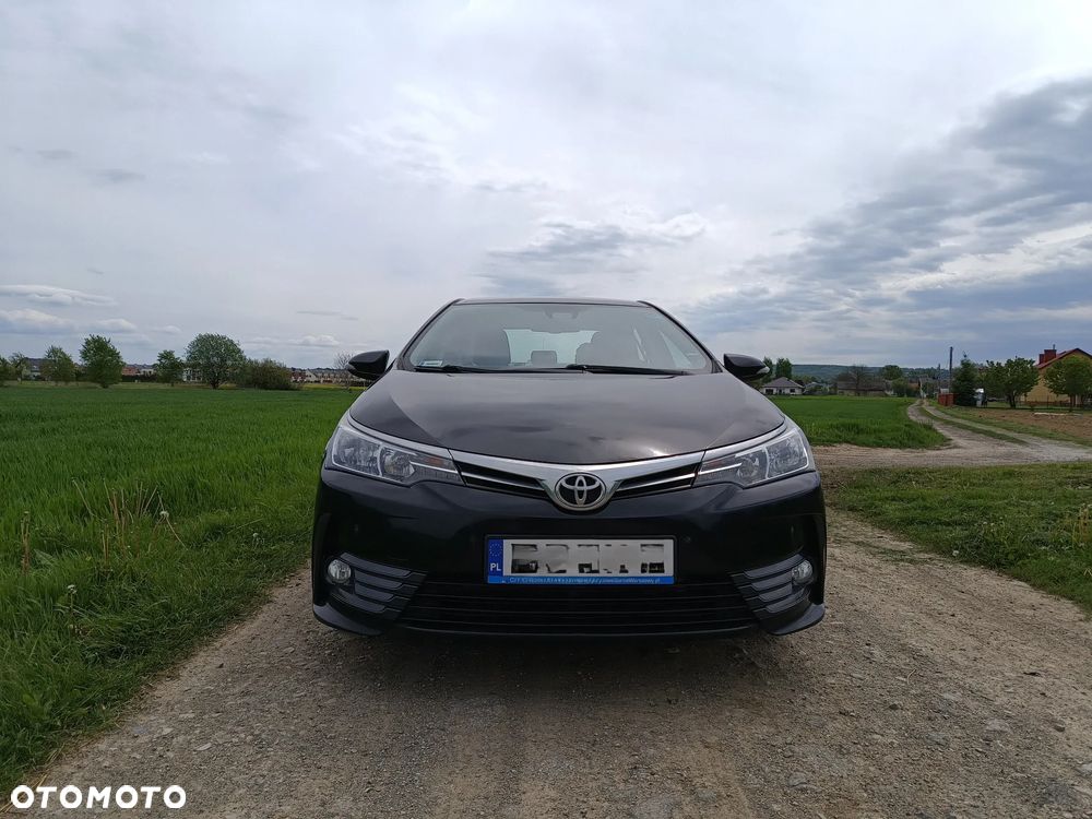 Toyota Corolla 1.6 Premium - 11