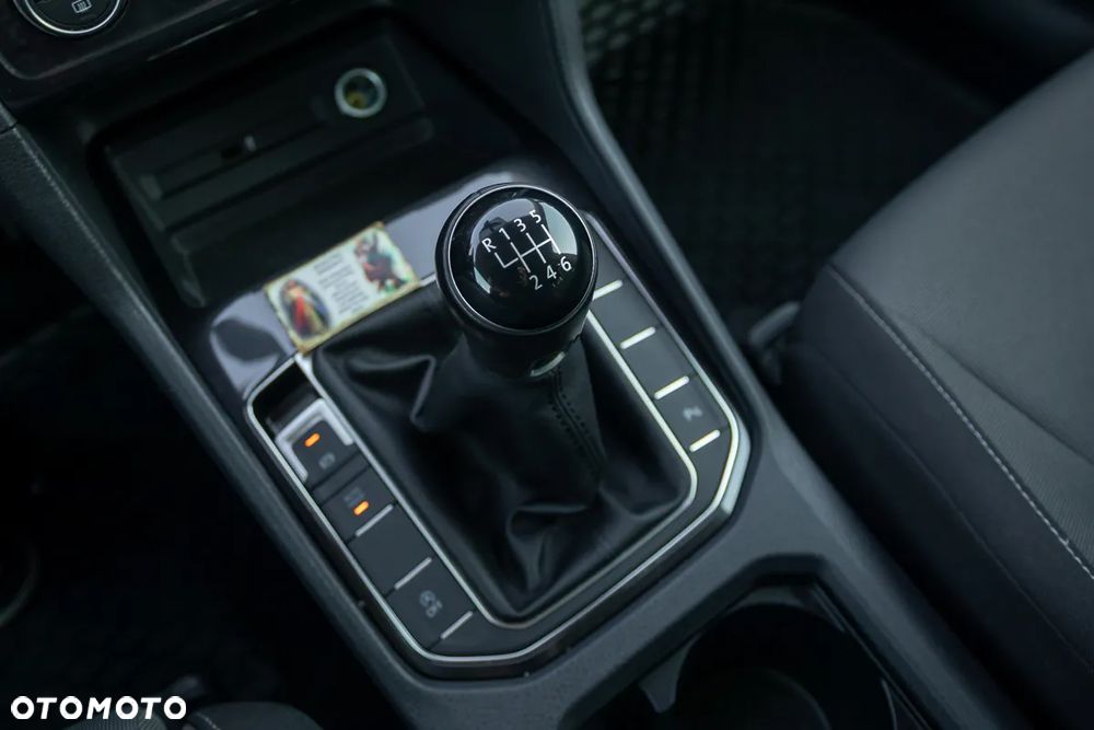 Volkswagen Golf Sportsvan 1.5 TSI ACT OPF Comfortline - 27