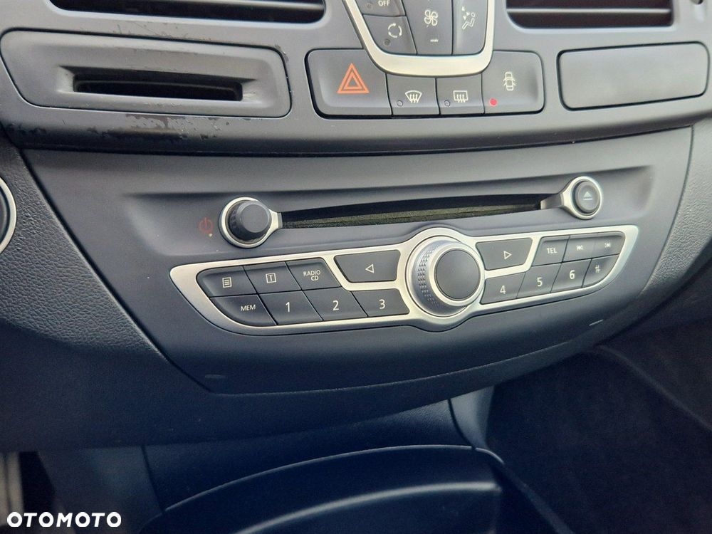 Renault Laguna - 26