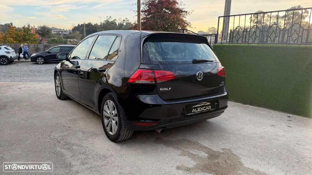 VW Golf 1.6 TDI 4Motion BlueMotion Comfortline - 4