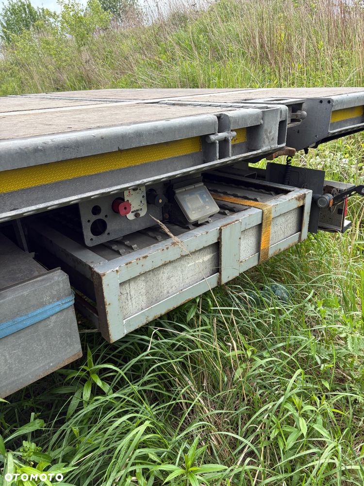 Schwarzmuller RUFA Naczepa niskopodwozie / Najazdy / Platforma / Mocowanie do kontenerów / OCYNK / 2017r / Podnoszona oś - 10