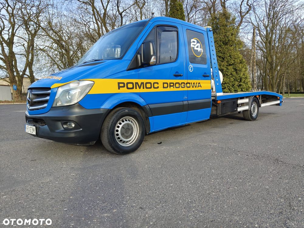 Mercedes-Benz Sprinter - 2
